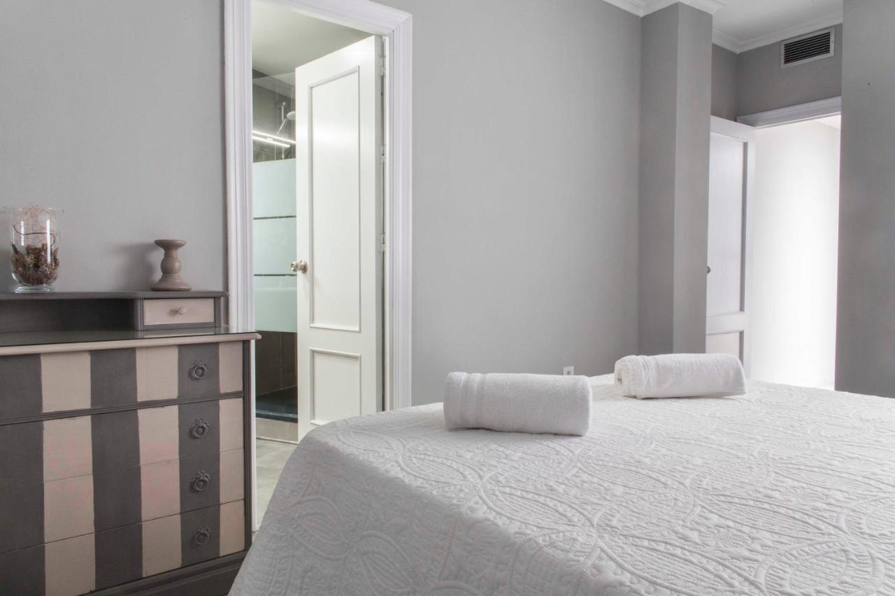 Apartamento En El Centro Totalmente Climatizado, Parking Gratuito Cordoba Dış mekan fotoğraf